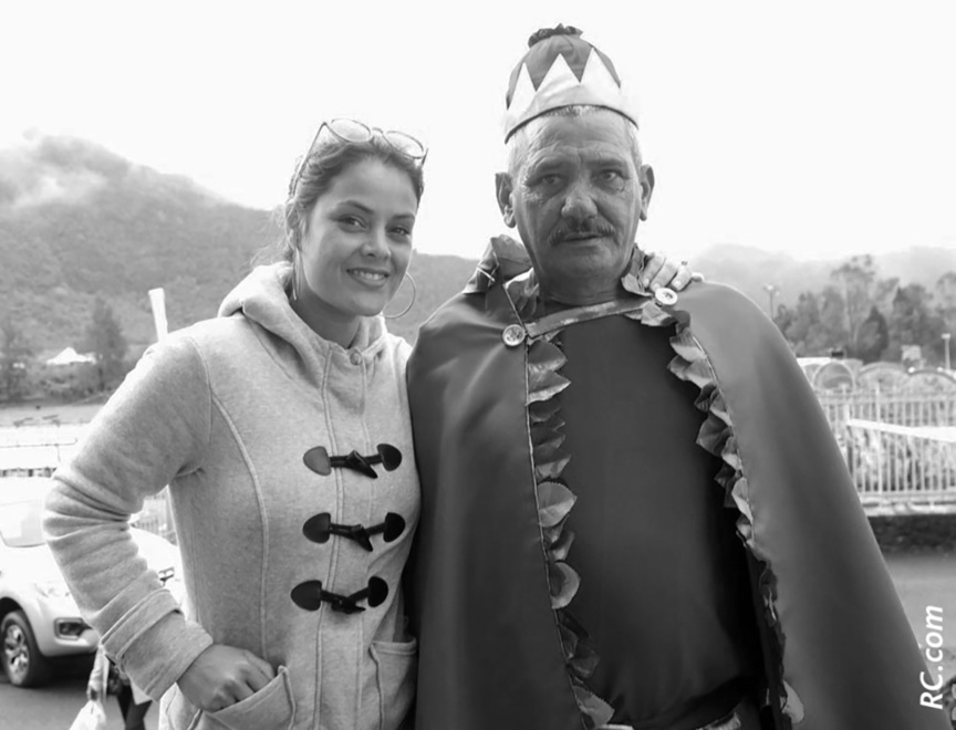 Une minute de silence a été observée afin de rendre hommage à Raymond Boyer, alias « le roi des goyavier », disparu tragiquement il y a quelques mois de cela. Ici avecKatiana Castelneau (Photo d'archives)