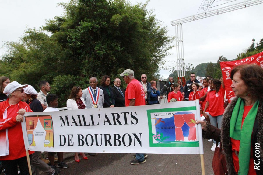 Défilé  des associations de la Plaine des Palmistes