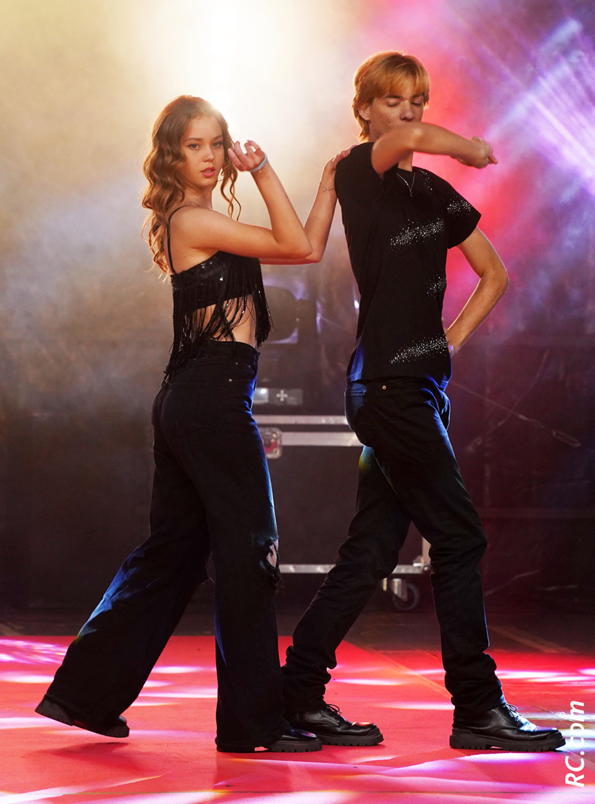 Deux jeunes artistes prometteurs