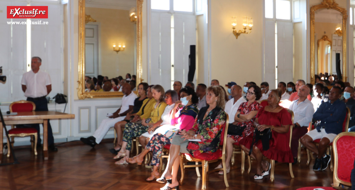 Médailles d’Honneur du Travail à Saint-Denis: photos Médailles d’Honneur du Travail à Saint-Denis: photos
