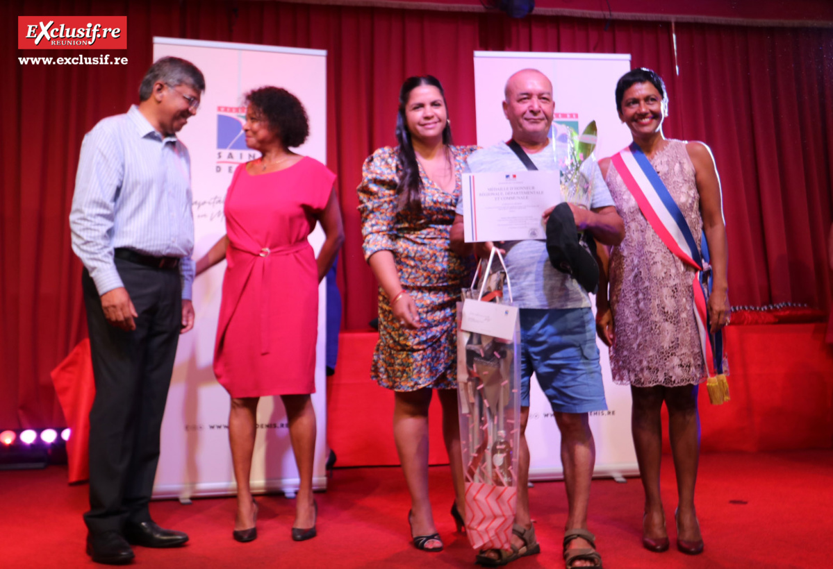 Médailles d’Honneur du Travail à Saint-Denis: photos Médailles d’Honneur du Travail à Saint-Denis: photos