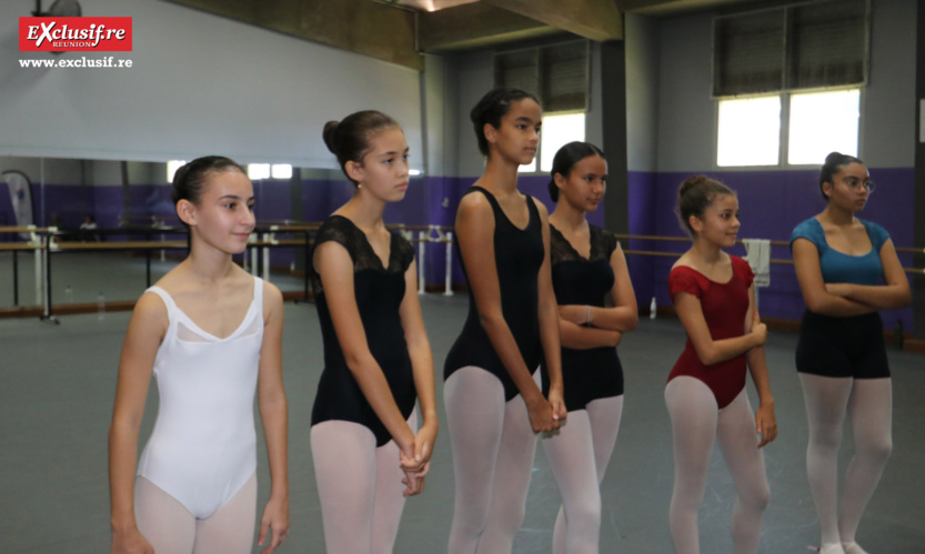 Des jeunes très attentives aux conseils de Dorian... Des jeunes très attentives aux conseils de Dorian...