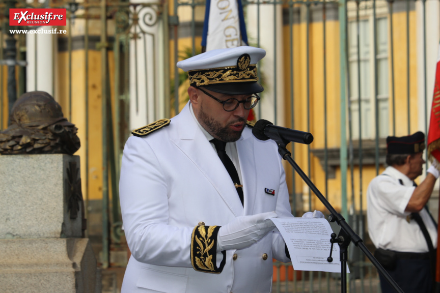 Hommage «Aux morts pour la France» en Indochine Hommage «Aux morts pour la France» en Indochine
