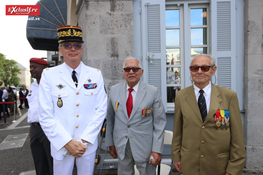 Hommage «Aux morts pour la France» en Indochine Hommage «Aux morts pour la France» en Indochine