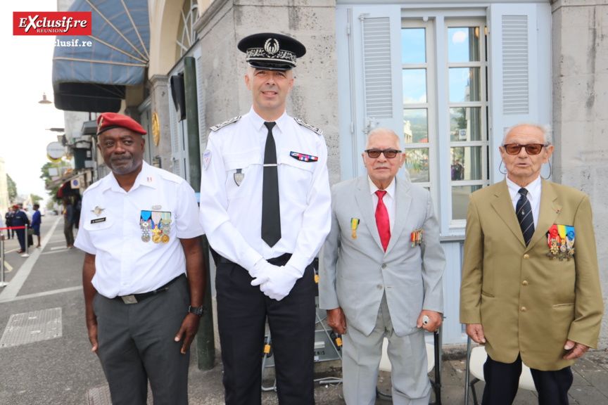 Hommage «Aux morts pour la France» en Indochine Hommage «Aux morts pour la France» en Indochine