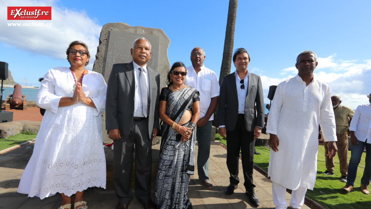 Les officiels présents Les officiels présents