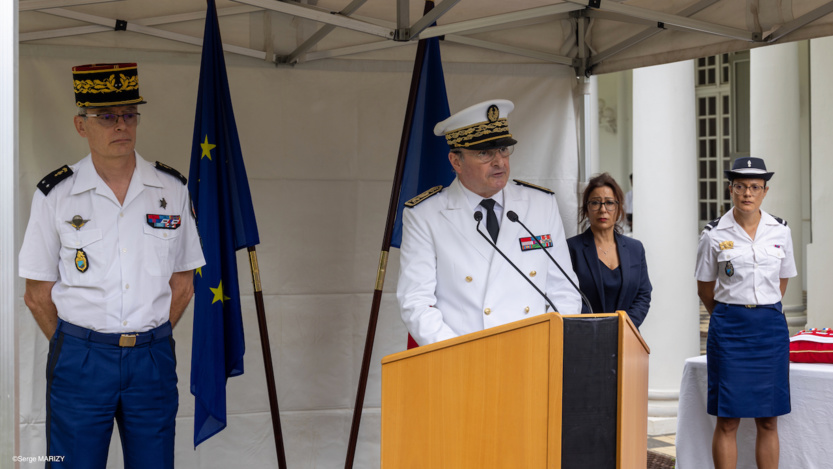 Les gendarmes médaillés pour la sécurité et pour actes de courage Les gendarmes médaillés pour la sécurité et pour actes de courage