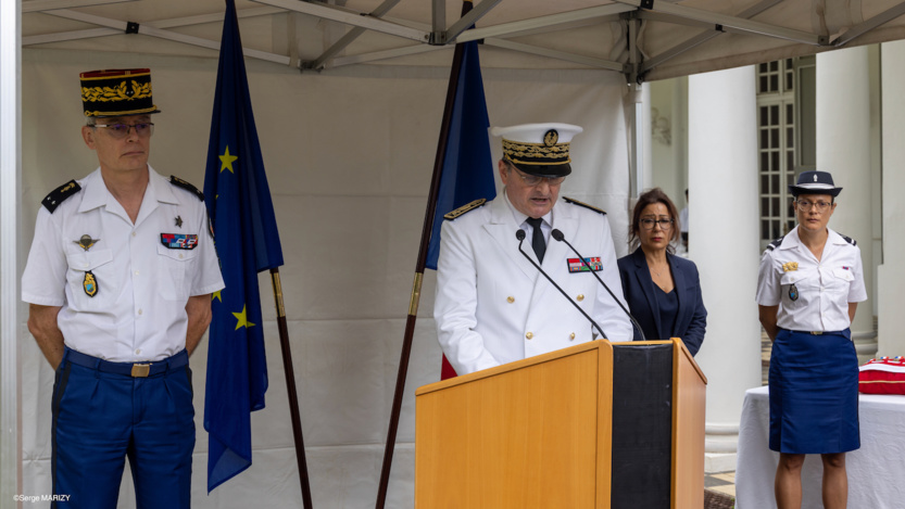 Les gendarmes médaillés pour la sécurité et pour actes de courage Les gendarmes médaillés pour la sécurité et pour actes de courage