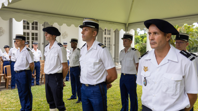 Les gendarmes médaillés pour la sécurité et pour actes de courage Les gendarmes médaillés pour la sécurité et pour actes de courage