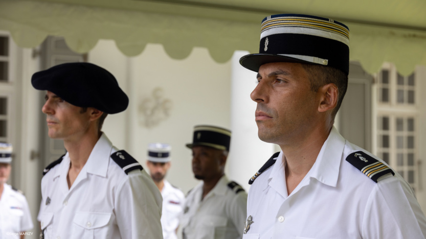 Les gendarmes médaillés pour la sécurité et pour actes de courage Les gendarmes médaillés pour la sécurité et pour actes de courage