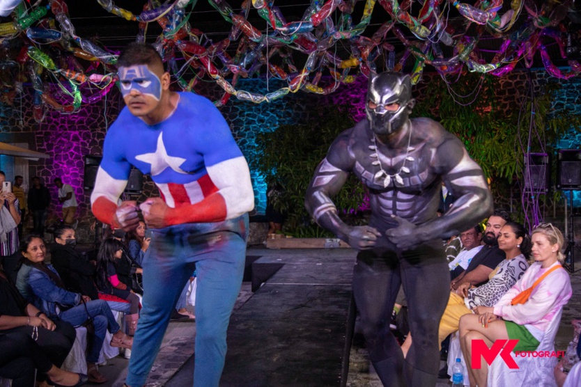 Painting: Seb body arts à Maurice pour le Festival International de l'Art Painting: Seb body arts à Maurice pour le Festival International de l'Art