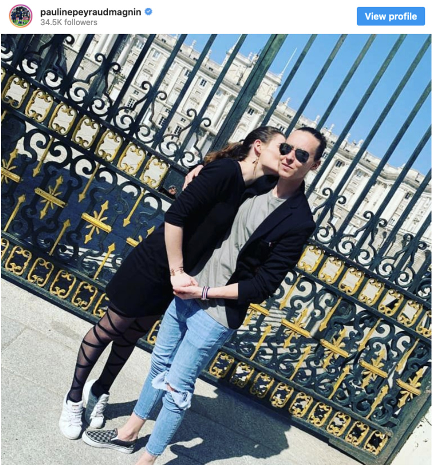 Camille est aujourd'hui décédée, une enquête est en cours pour connaître les circonstances de sa mort Camille est aujourd'hui décédée, une enquête est en cours pour connaître les circonstances de sa mort