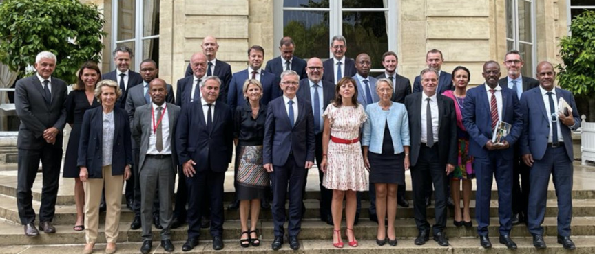 Elisabeth Borne, Première Ministre, avec ls président.e.s de Régions