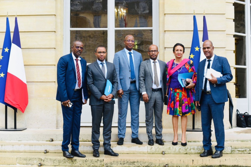 Huguette Bello avec les présidents des Régions et collectivités d’outre-mer présents