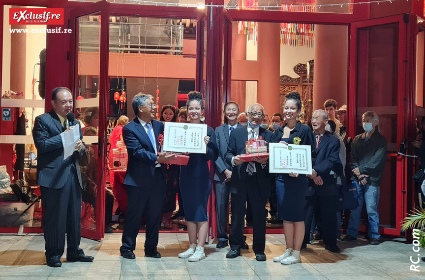 Deux sœurs jumelles ont obtenu leur bac cette année