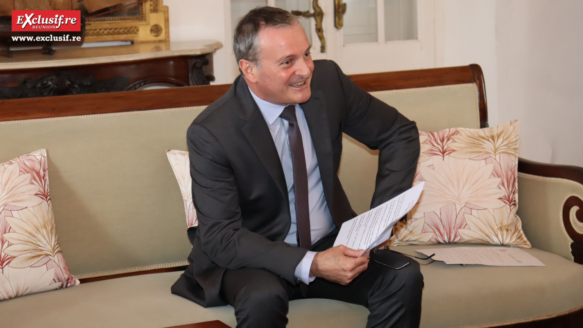 Il a trouvé les Réunionnais attachants, lui-même laissera le souvenir d'un préfet de proximité Il a trouvé les Réunionnais attachants, lui-même laissera le souvenir d'un préfet de proximité