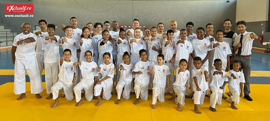 Les jeunes on trouvé leur bonheur auprès de cette athlète d'exception Les jeunes on trouvé leur bonheur auprès de cette athlète d'exception