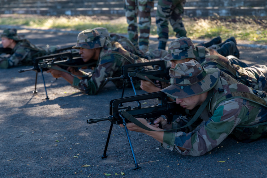 Armée: 6 filles et 10 garçons intègrent la réserve opérationnelle du 2e RPIMa