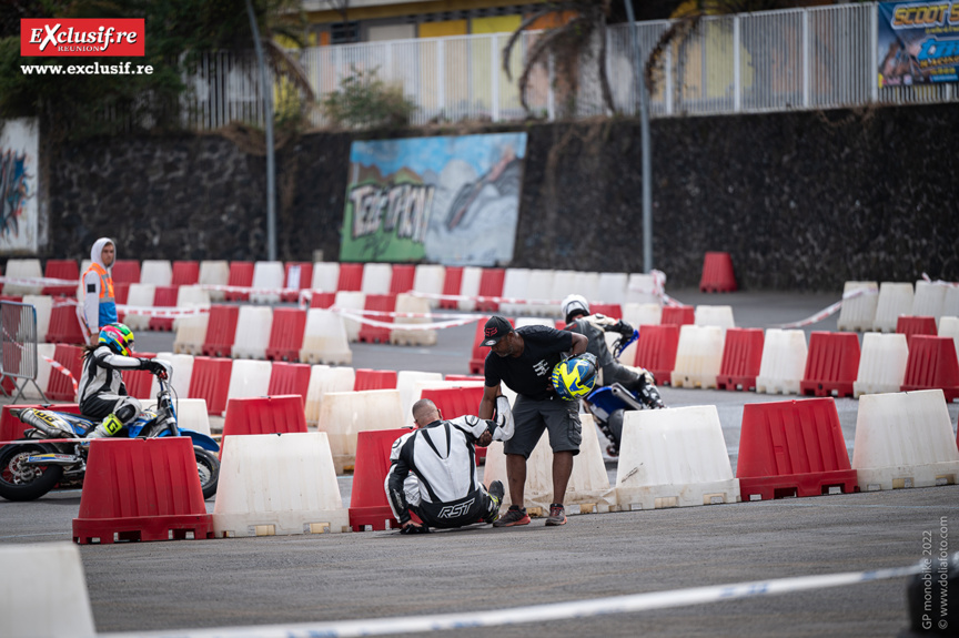 Il y a eu quelques chutes, un pilote s'est retrouvé à l'hôpital Il y a eu quelques chutes, un pilote s'est retrouvé à l'hôpital