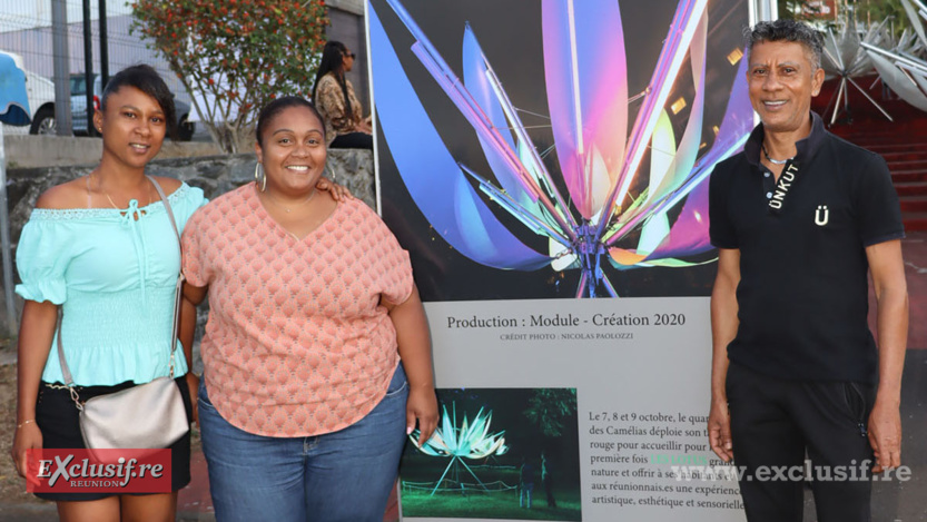 "Les Lotus du Camélias": une expo éphémère sur l'Escalier Rouge "Les Lotus du Camélias": une expo éphémère sur l'Escalier Rouge
