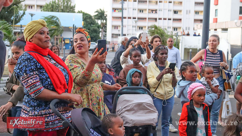 "Les Lotus du Camélias": une expo éphémère sur l'Escalier Rouge "Les Lotus du Camélias": une expo éphémère sur l'Escalier Rouge