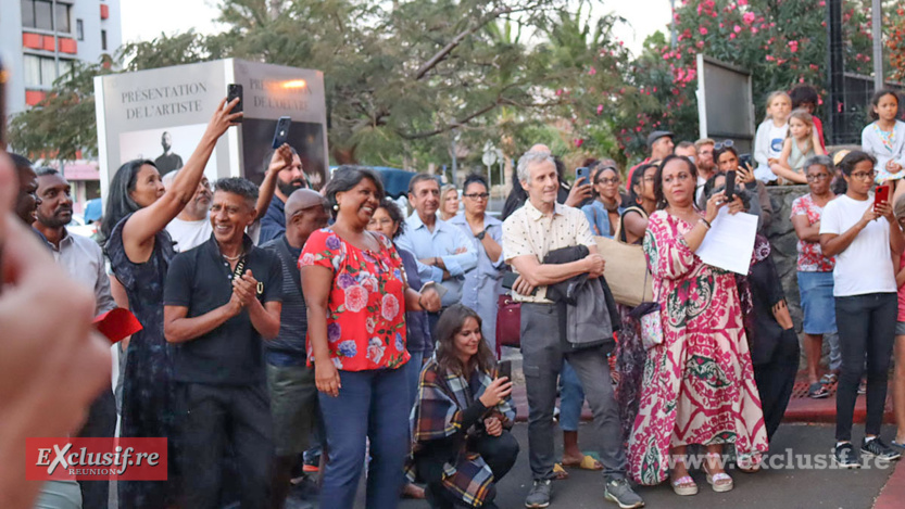 "Les Lotus du Camélias": une expo éphémère sur l'Escalier Rouge "Les Lotus du Camélias": une expo éphémère sur l'Escalier Rouge