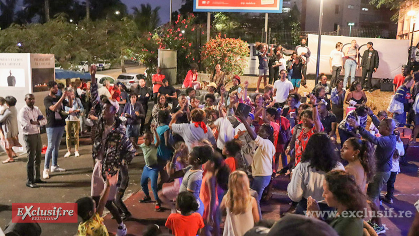 "Les Lotus du Camélias": une expo éphémère sur l'Escalier Rouge "Les Lotus du Camélias": une expo éphémère sur l'Escalier Rouge