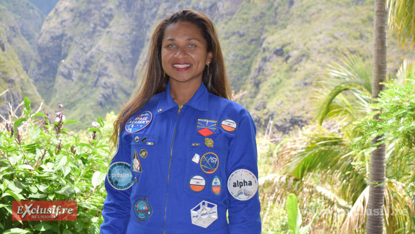 Erika Vélio dans le décor vu de la Villa Fleurié où a eu lieu la présentation presse Erika Vélio dans le décor vu de la Villa Fleurié où a eu lieu la présentation presse