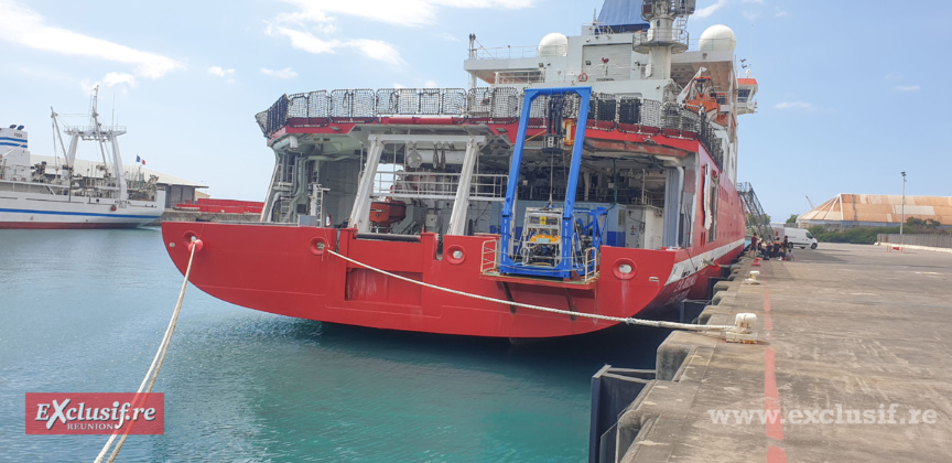 Visite du S.A. Agulhas II, navire océanographique sud-africain, au profit de la SOI-FNMM