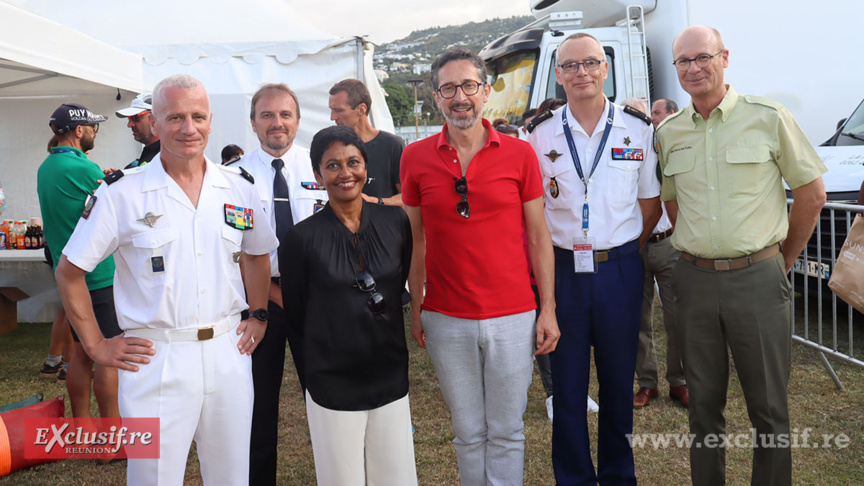 Général Laurent Cluzel, commandant des FAZSOI, Michel Aleu, directeur territorial adjoint Police Nationale, Ericka Bareigts, maire de Saint-Denis, Jérôme Filippini, Préfet de La Réunion, général Pierre Poty, commandant d la Gendarmerie Nationale, et Sylvain Léonard, directeur régional ONF