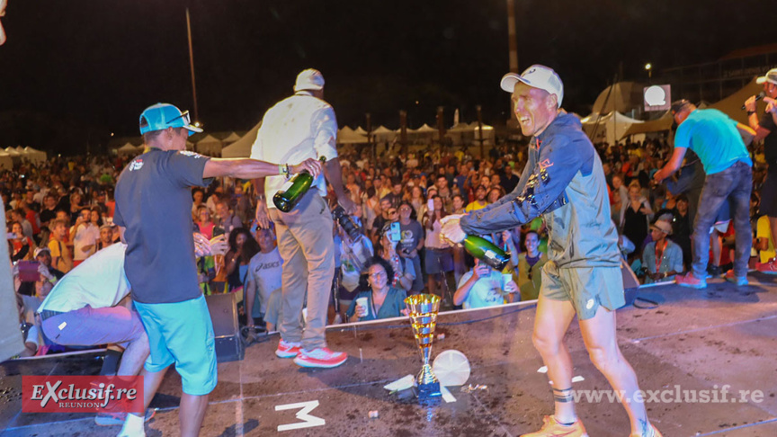 Grand Raid 2002: l'arrivée des derniers et remise des prix (dernière partie)