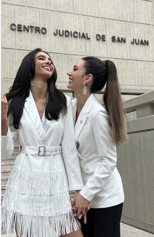 Fabiola et Mariana se sont mariées au Centro Judicial de San Juan à Porto Rico