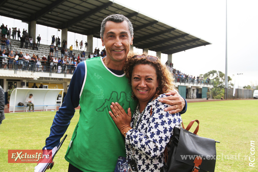 Jean-Michel Corré et Natacha Adénor, reponsable administrative des jeunes à la Tamponnaise Jean-Michel Corré et Natacha Adénor, reponsable administrative des jeunes à la Tamponnaise