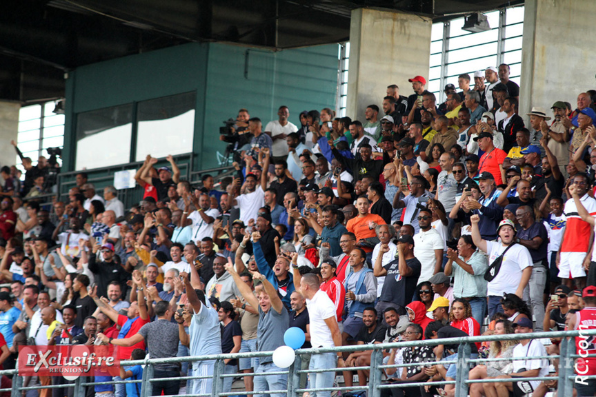 Un public acquis à la cause de la Tamponnaise Un public acquis à la cause de la Tamponnaise