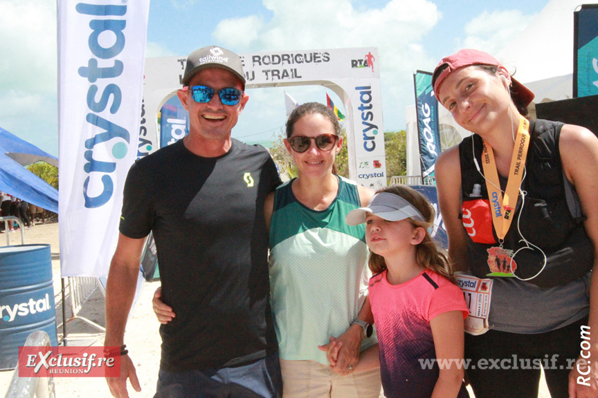 Simon et Céline Desvaux en famille Simon et Céline Desvaux en famille