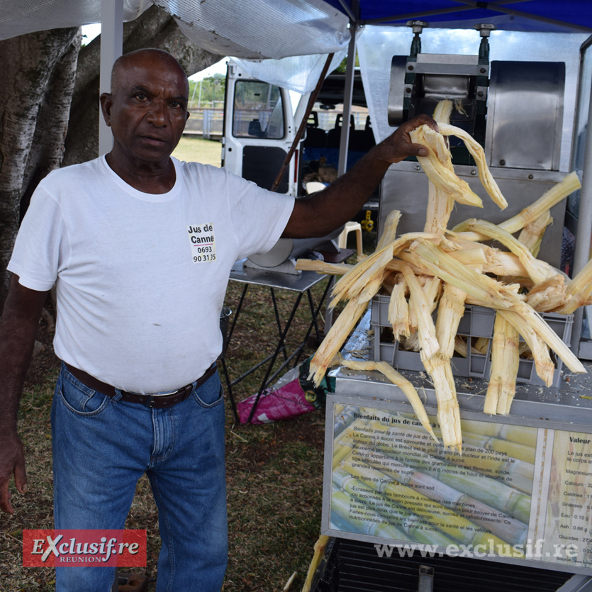Le célèbre Mr Sevingué qui fabrique du très bon jus de canne Le célèbre Mr Sevingué qui fabrique du très bon jus de canne