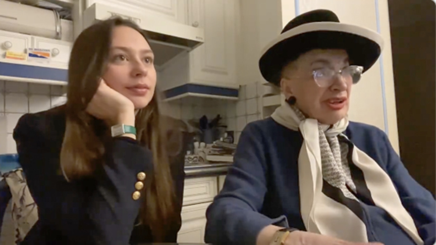 Agathe et sa grand-mère Geneviève ont regardé l'élection ensemble (photo Instagram)