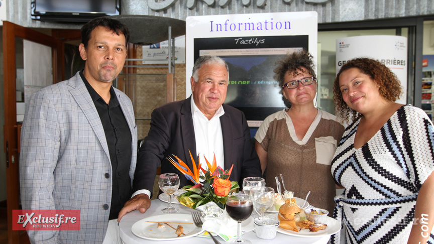 Retour sur le vol inaugural d'Air Austral Maurice/Réunion à Pierrefonds