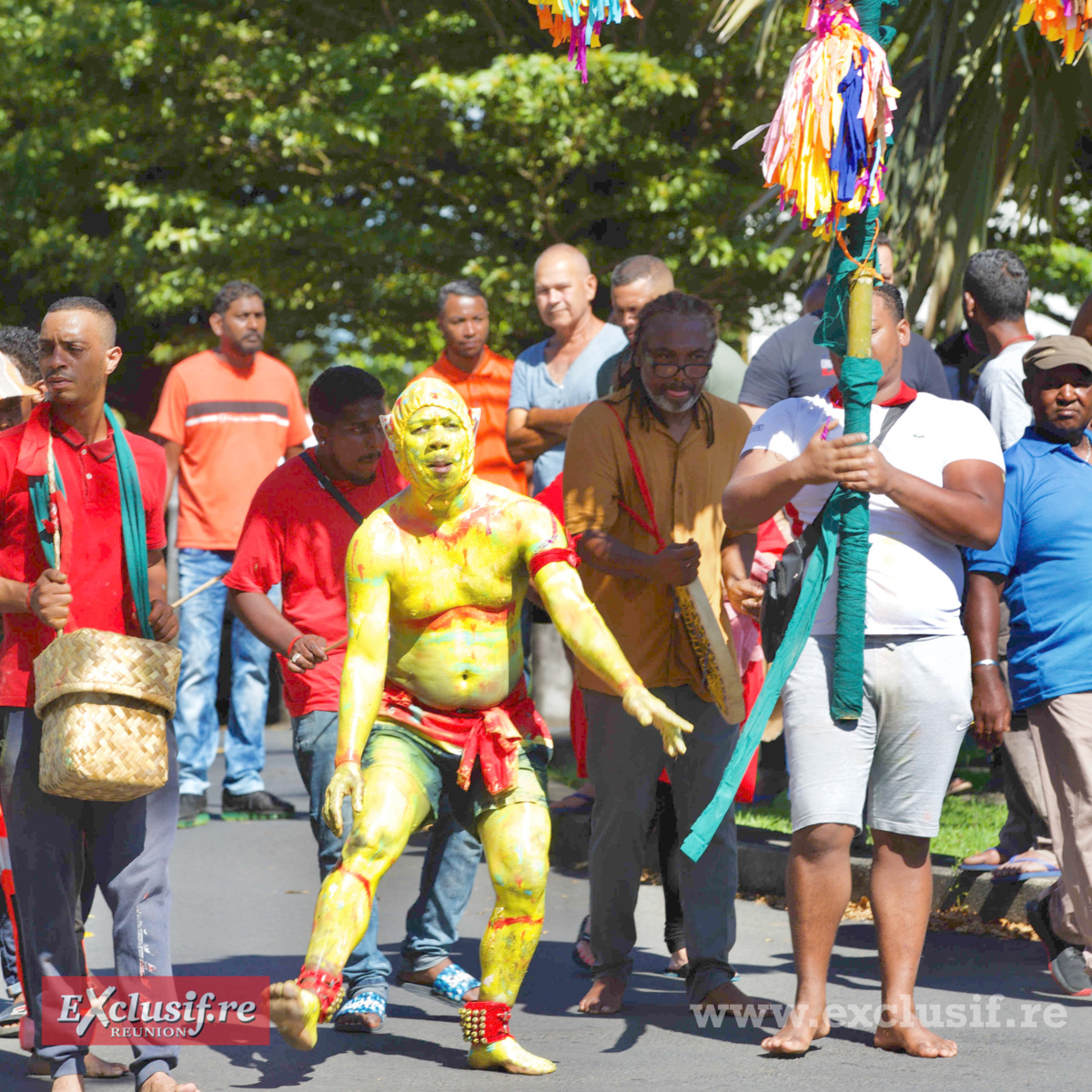 Le Jako a déambulé dans les rues de Saint-Benoît Le Jako a déambulé dans les rues de Saint-Benoît