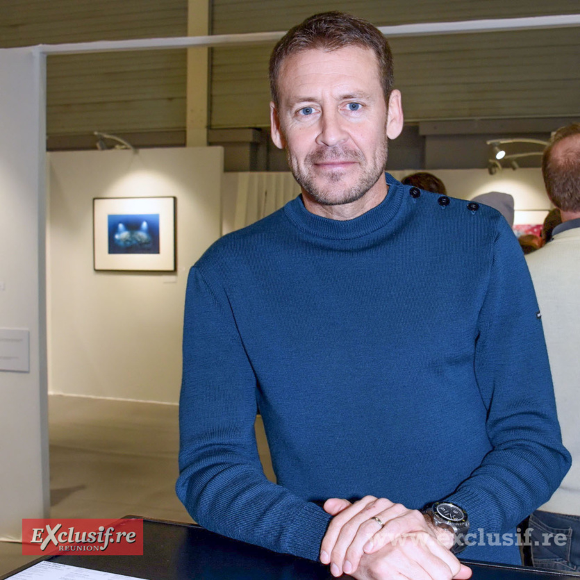 Laurent Ballesta, photographe naturaliste, auteur de "700 requins dans la nuit" à Fakarava