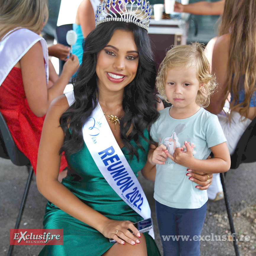 Miss Réunion toujours très proche de ses fans Miss Réunion toujours très proche de ses fans