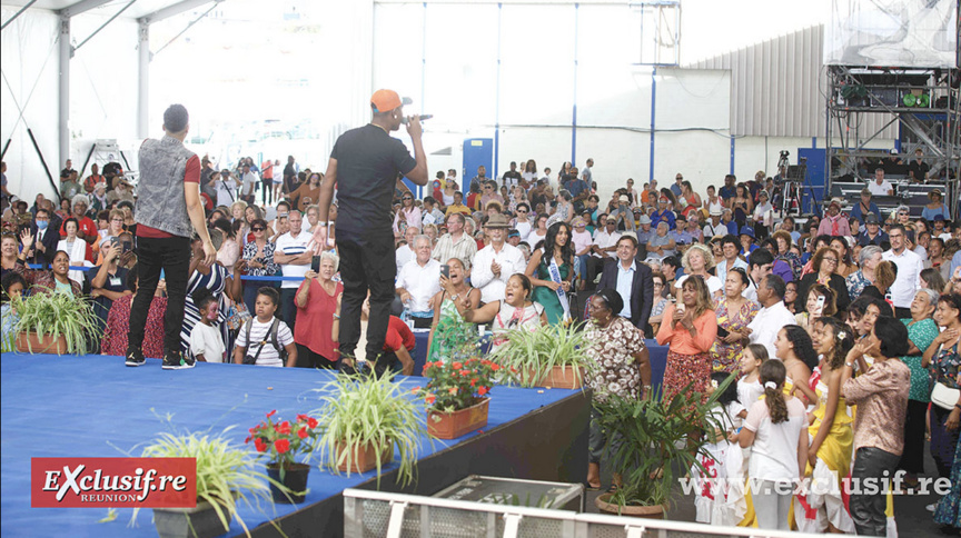 PLL a fait lever et danser tout le public PLL a fait lever et danser tout le public