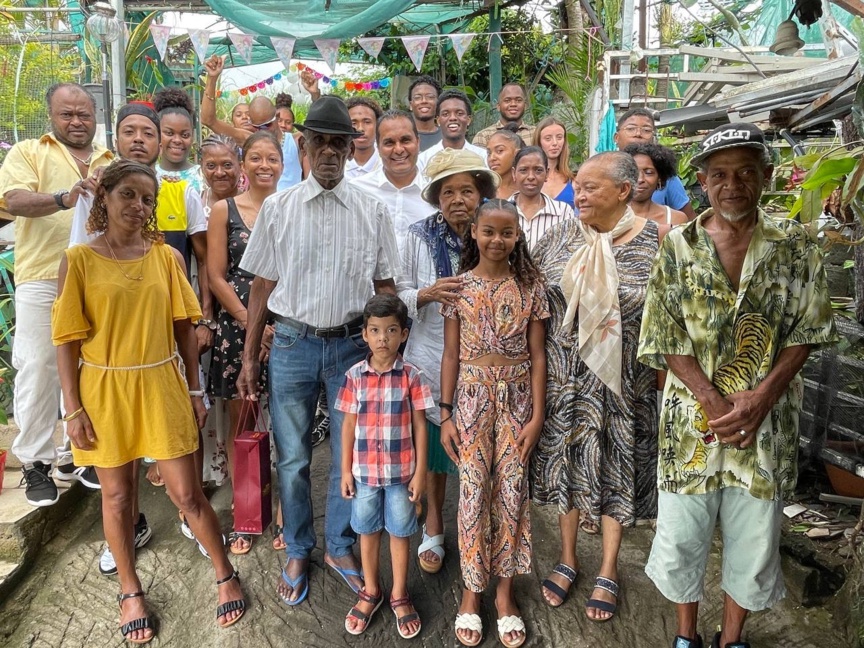 60 ans de mariage pour Angelo et Marguerite Phalaris 60 ans de mariage pour Angelo et Marguerite Phalaris