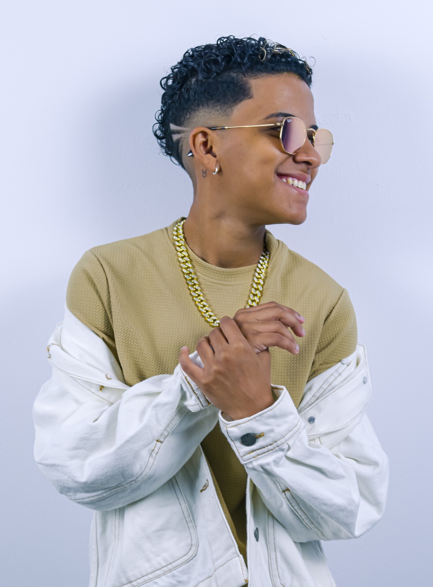 Léa Churros, l'artiste locale du moment... Léa Churros, l'artiste locale du moment...