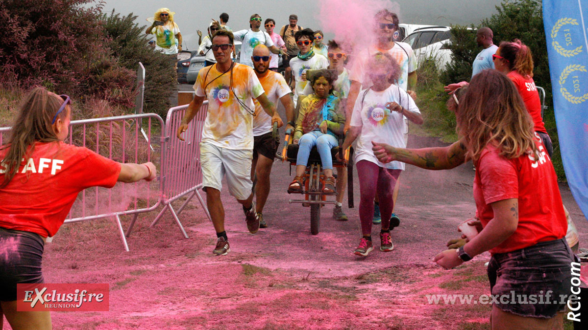 Une fête particulièrement colorée où le mot d'ordre était de s'amuser