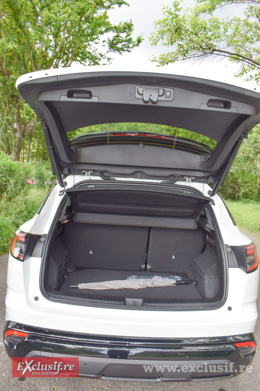 Un coffre de bonne dimension Un coffre de bonne dimension