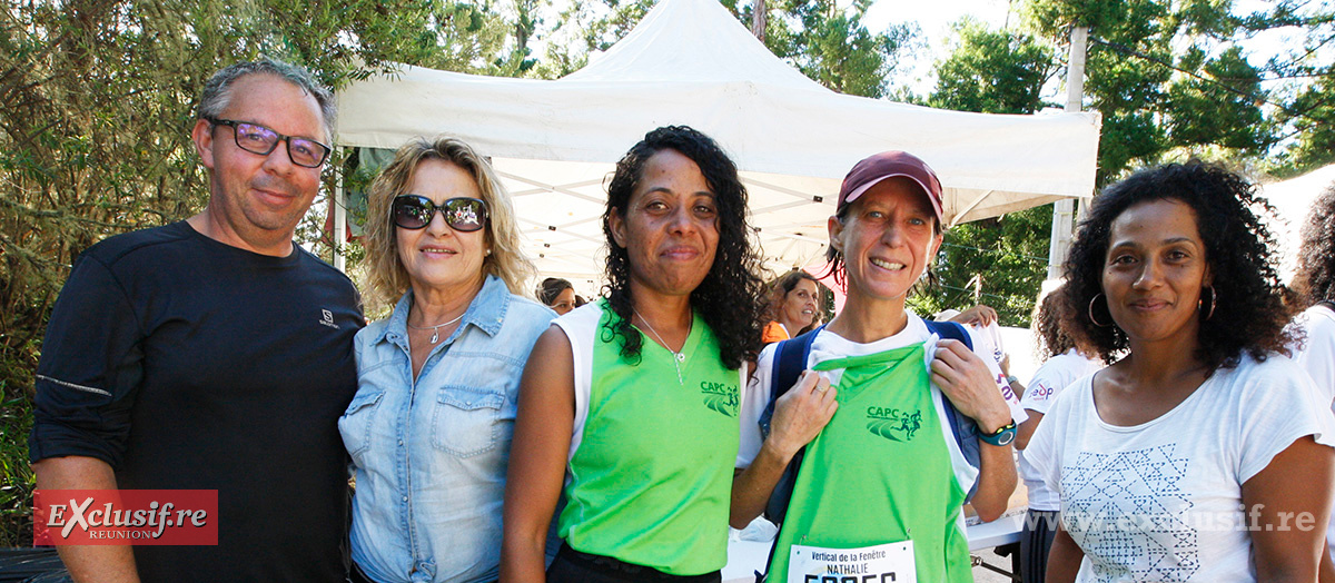 Une belle équipe de bénévoles prête à vous accueillir Une belle équipe de bénévoles prête à vous accueillir