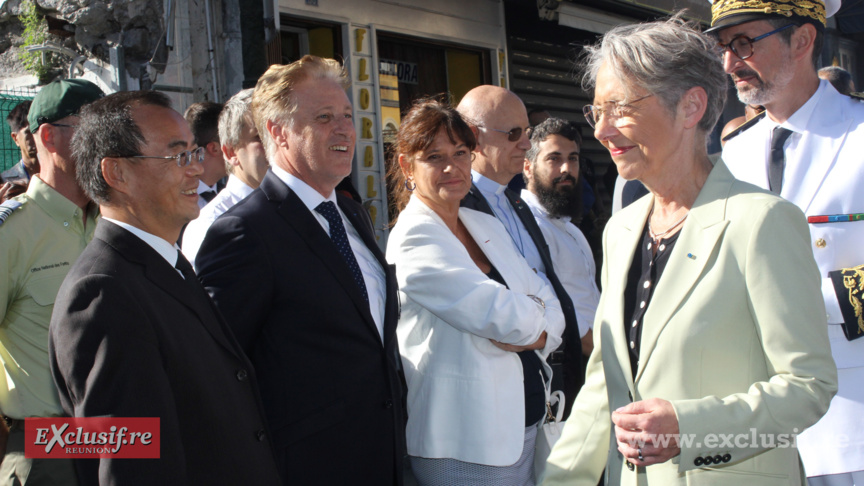 Elisabeth Borne au Monument aux Morts: nos photos exclusives