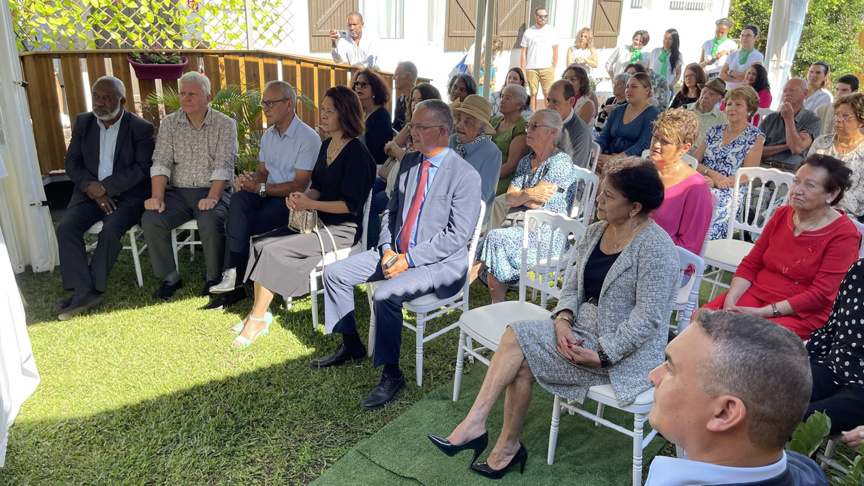 Beaucoup de monde pour l'inauguration...
