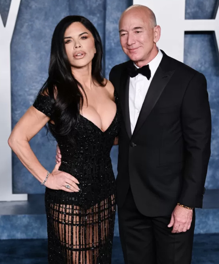 Il faut reconnaître que Lauren Sanchez dispose de quelques atouts... Jeff Bezos aussi...